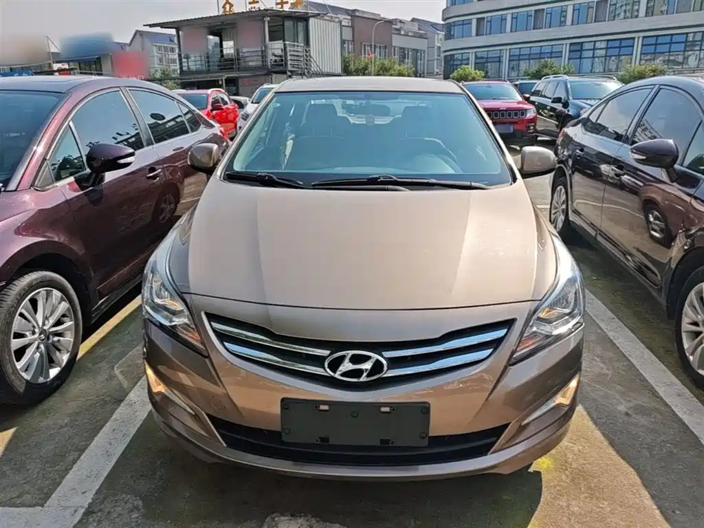 Hyundai Verna 2016 1.4L Automatic Smart GLS фото 3