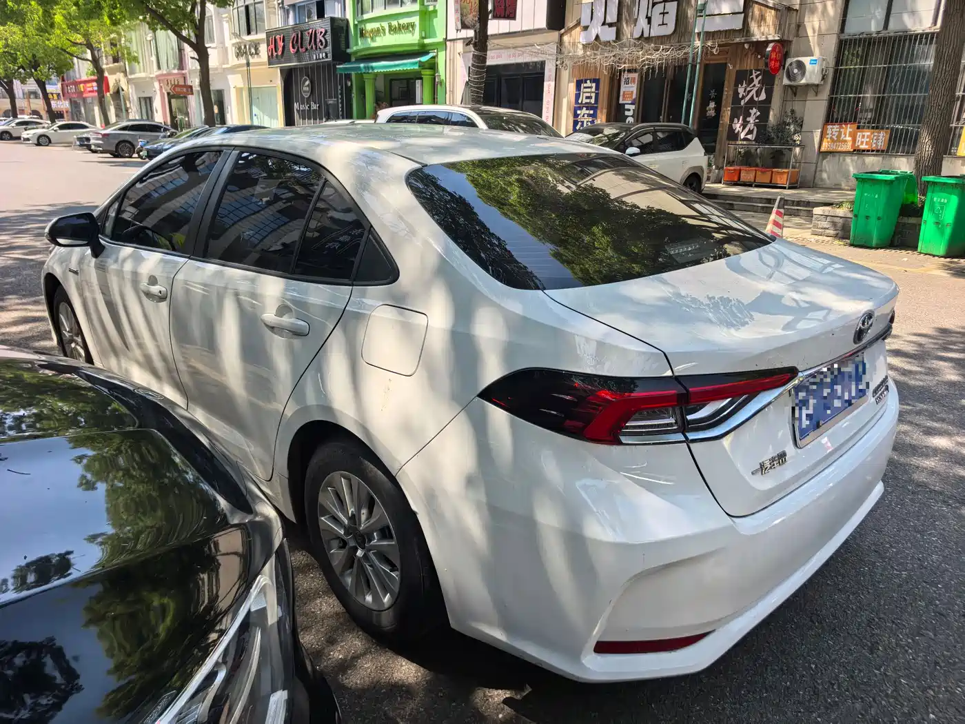 Toyota Corolla 2023 1.8L Smart Hybrid Dual Engine Pioneer Edition фото 4
