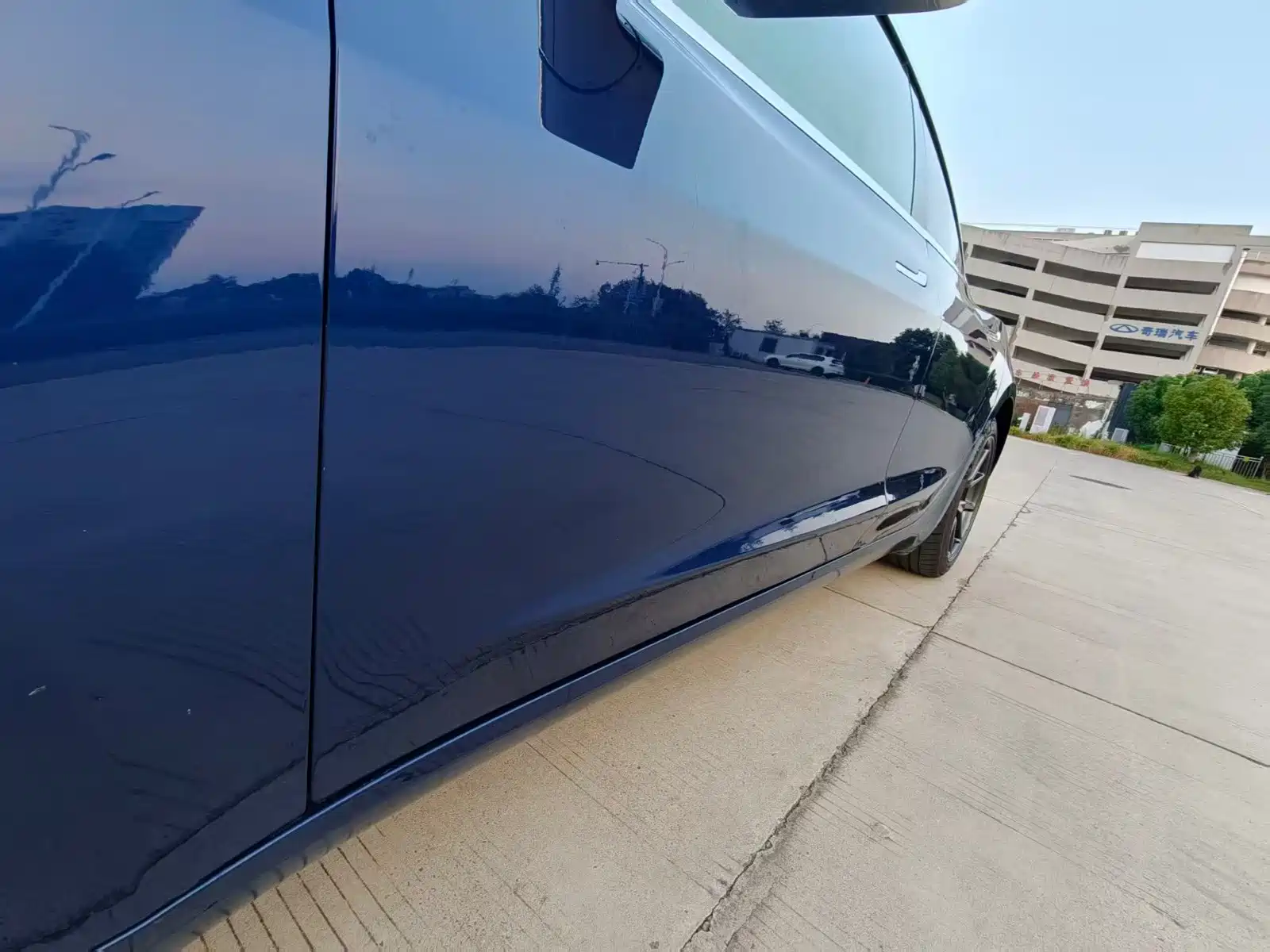 Фото 18 - Tesla Model 3