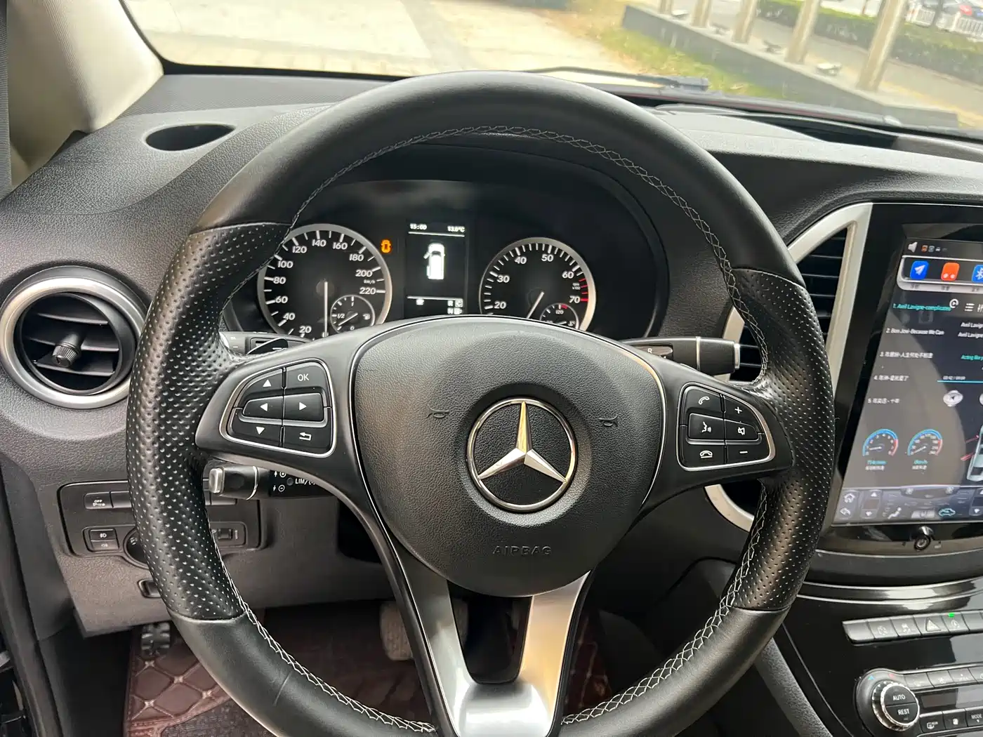 Mercedes-Benz Vito 2018 2.0T Business China V фото 10
