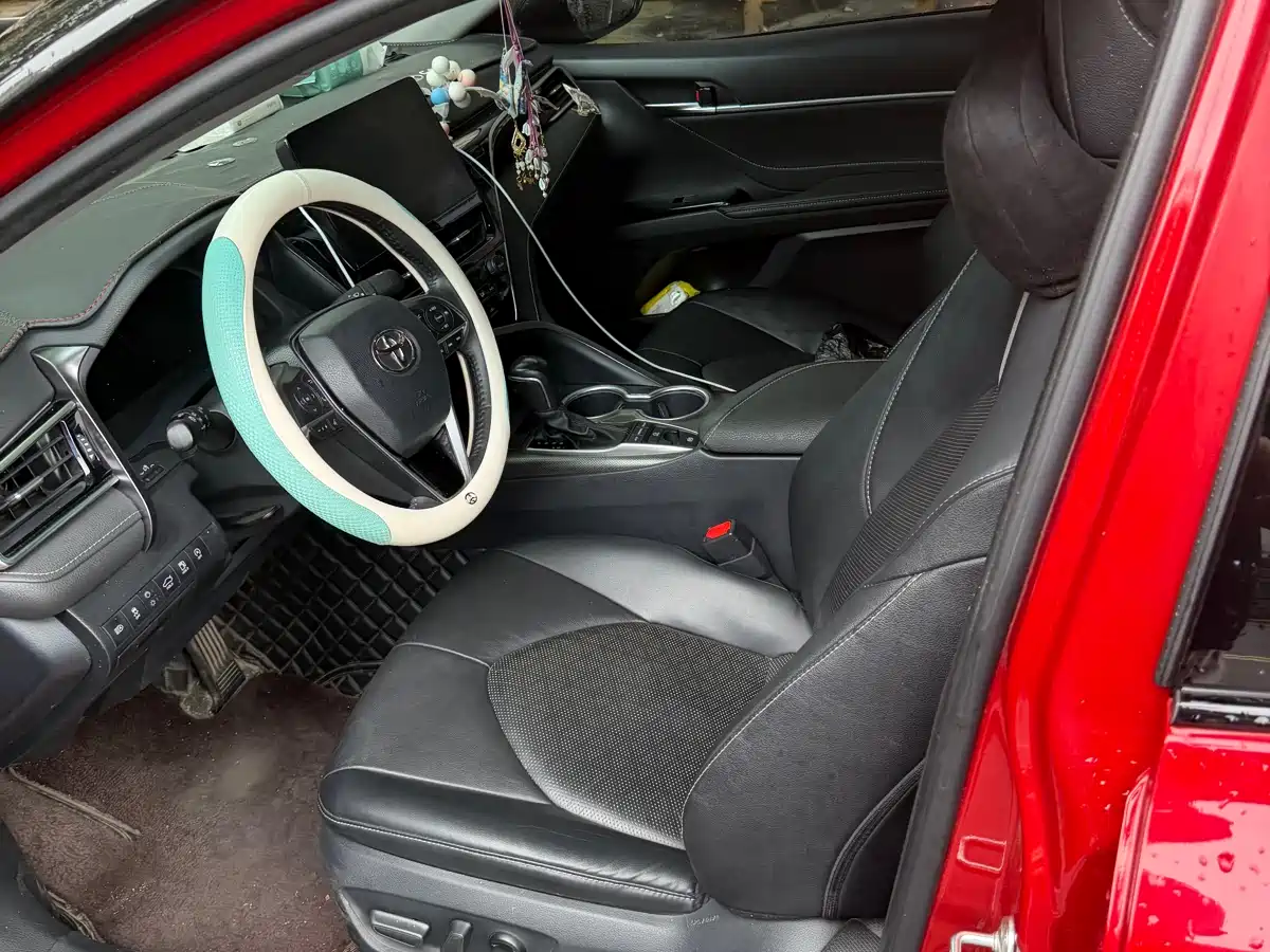 Toyota Camry 2022 2.5S Knight Edition фото 5
