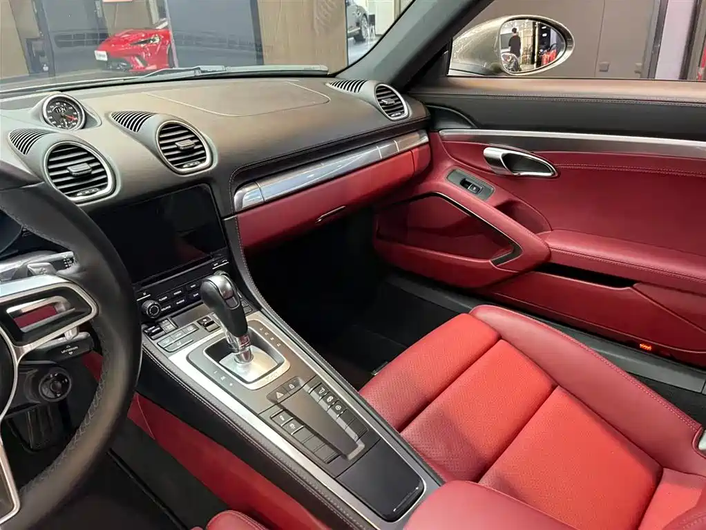 Porsche 718 2022 Cayman 2.0T фото 8