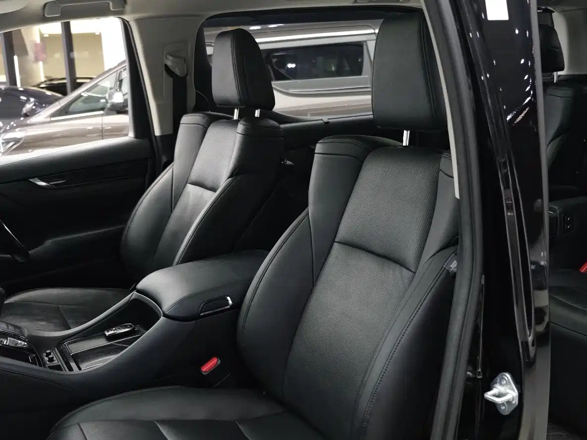 Toyota Alphard 2018 Facelift 3.5L Luxury Edition фото 4