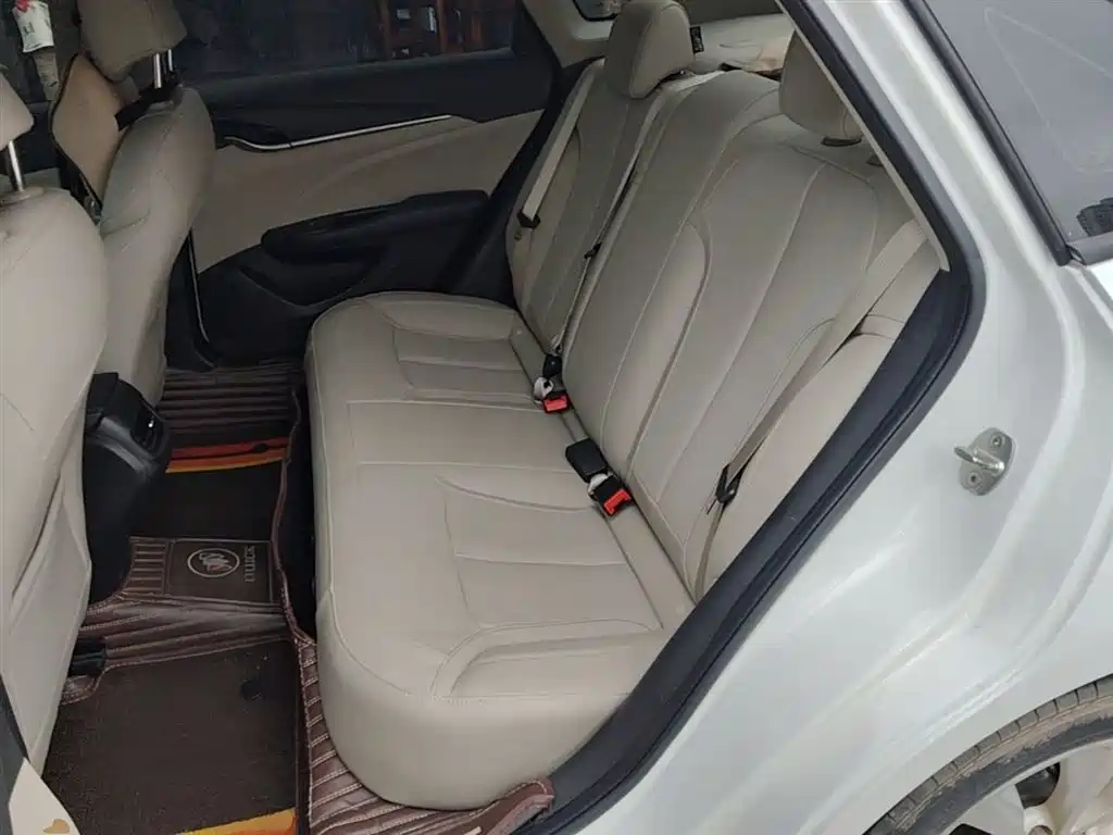 Buick Excelle 2019 15T DCT Connected Elite Type China VI фото 17