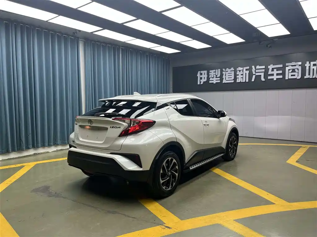 Toyota IZOA 2020 2.0L Yi Xiang CARE фото 7