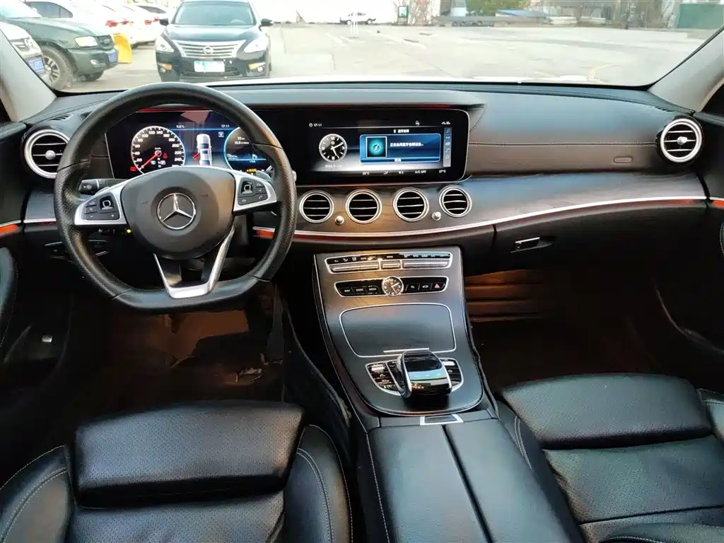 Mercedes-Benz E-Class 2018 Facelift E 200 L Sport фото 11