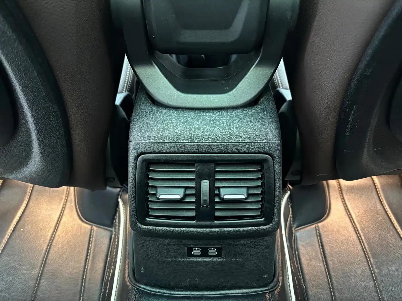 BMW X1 2021 xDrive25Li Exclusive фото 13