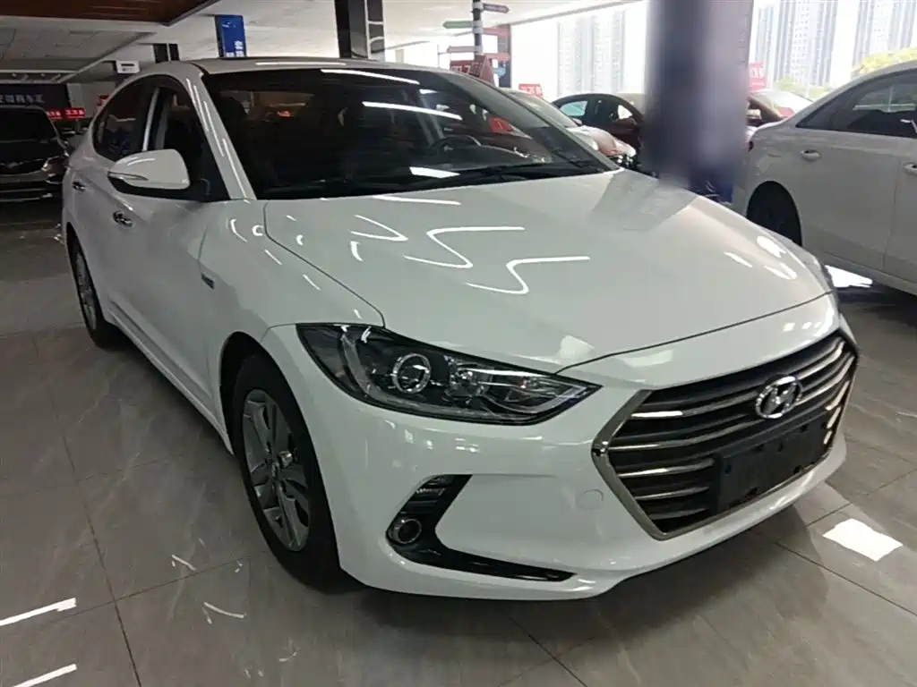 Hyundai Elantra 2016 1.4T DCT Dynamic·Vitality фото 4