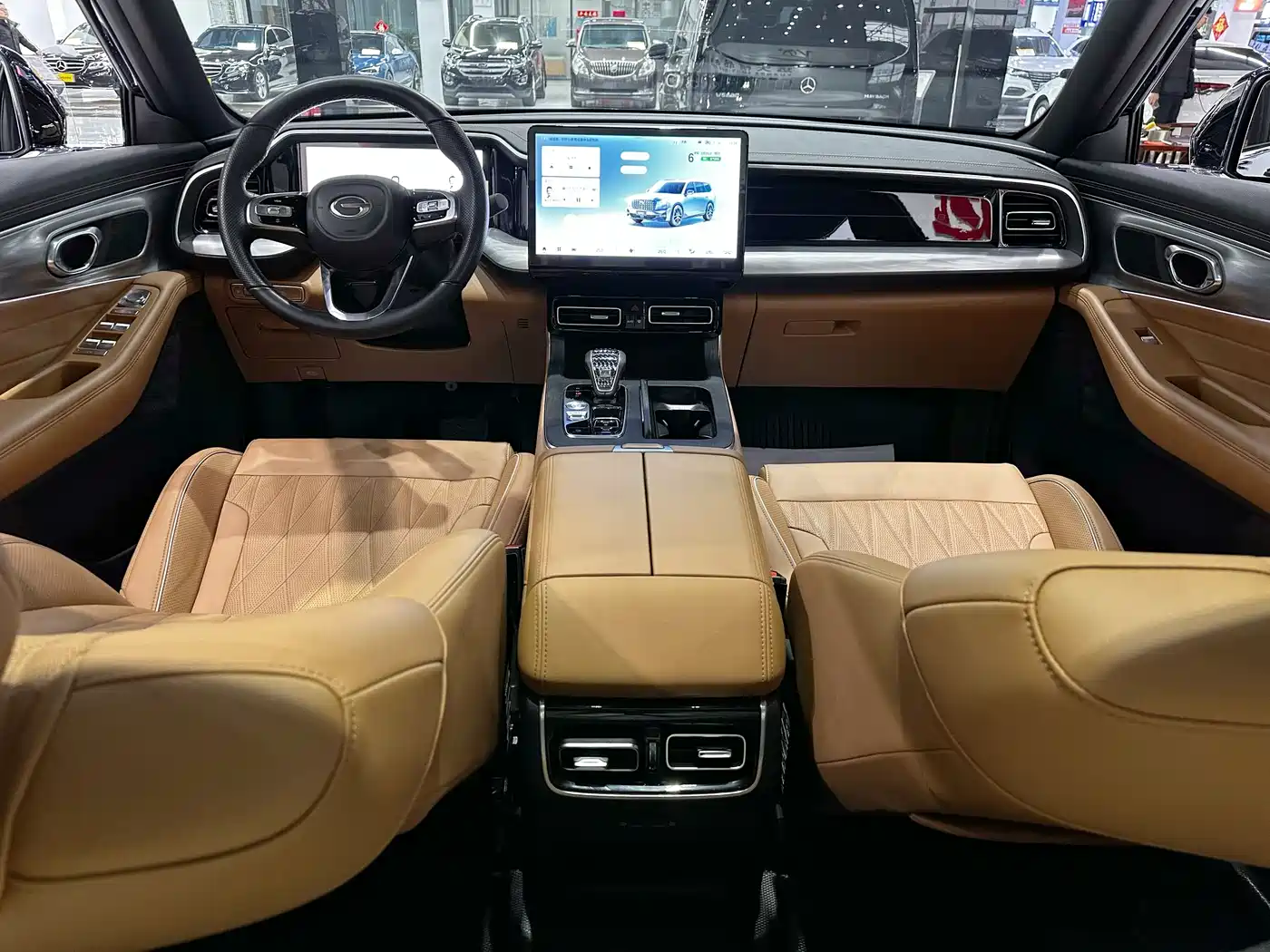 GAC Trumpchi Trumpchi GS8 2025 Pilot Series 2.0TGDI 2WD Luxury Edition 5-seater фото 8