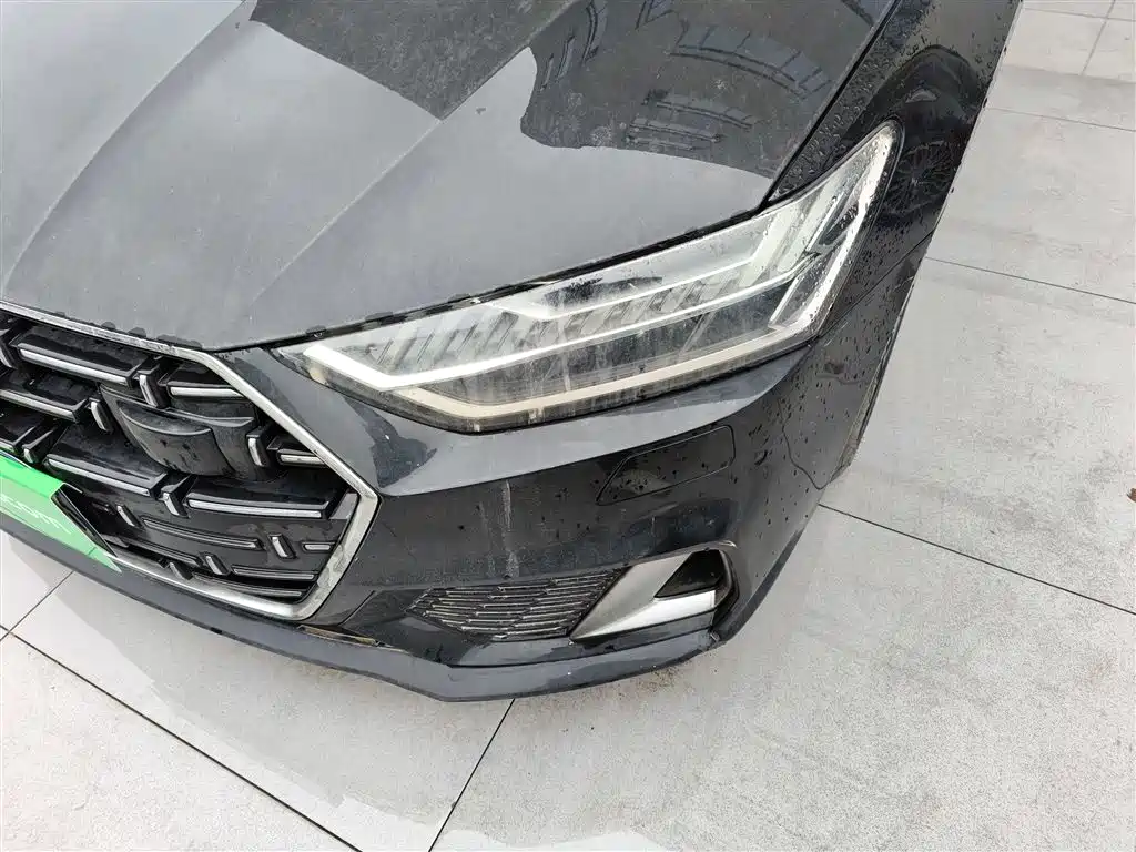 Audi A7L 2024 45 TFSI Luxury фото 18
