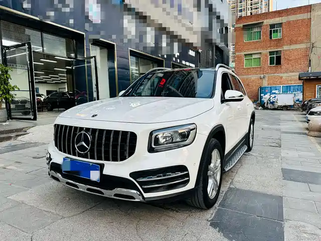 Mercedes-Benz GLB Рестайлинг, GLB 180, Стиль