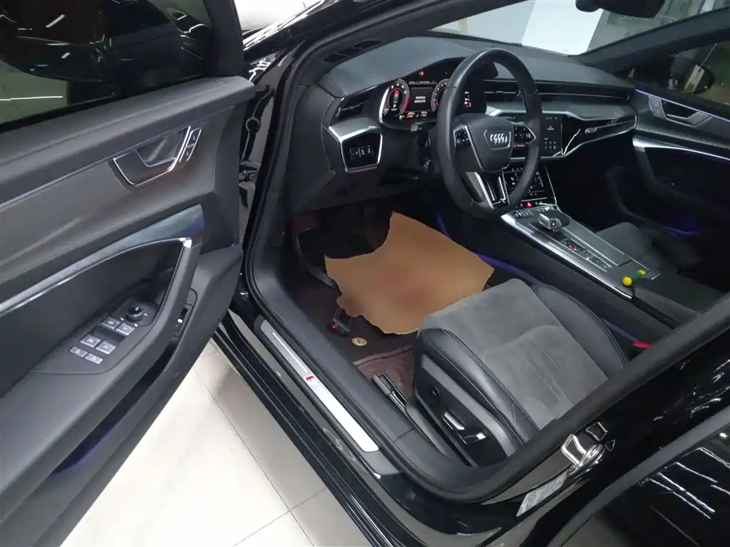 Audi A6L 2024 45 TFSI Premium Dynamic фото 15