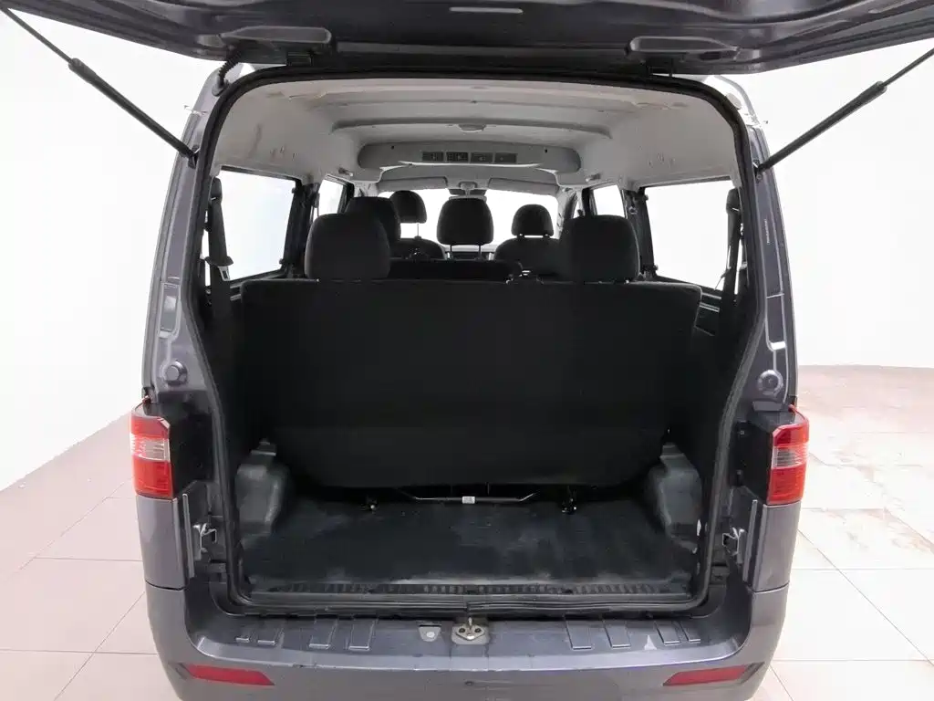 Jinbei Golden Sea Lion M Classic 2023 2023 1.5L Engineering Lion Passenger Van 5/6/7-seater