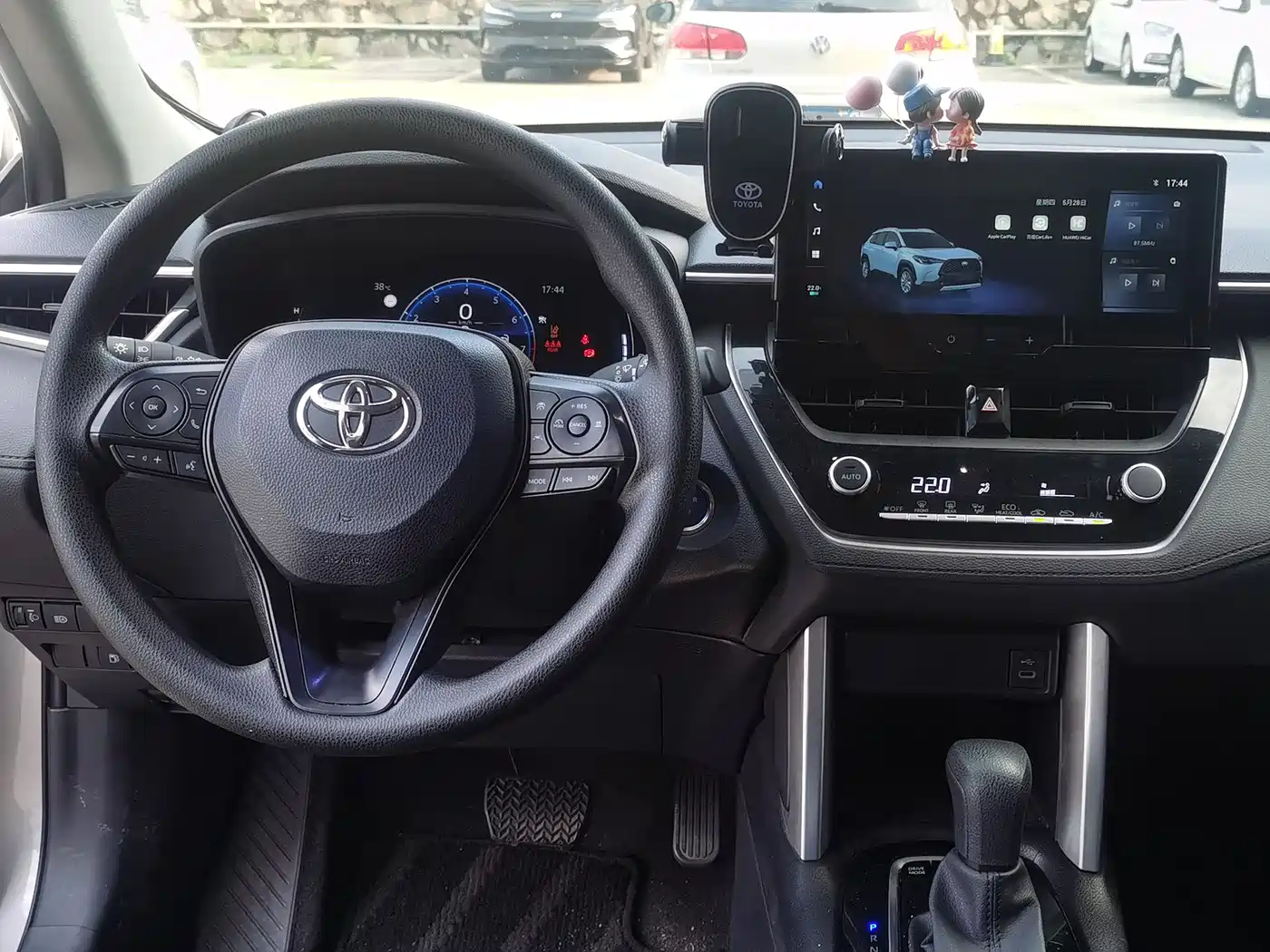 Toyota Corolla Cross 2023 Hybrid 2.0L Pioneer Edition фото 12