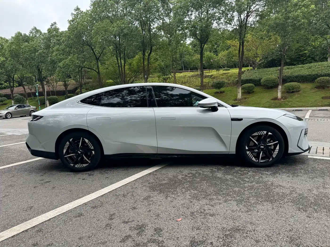 2025 Geely Galaxy Galaxy E8