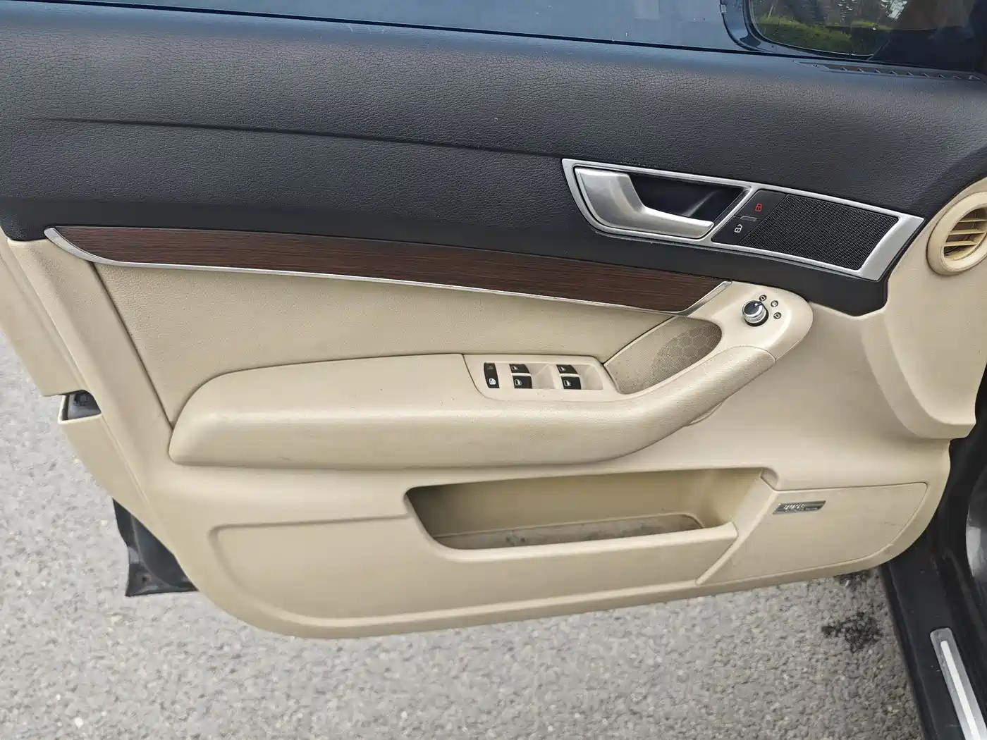 Фото 9 - Audi A6L