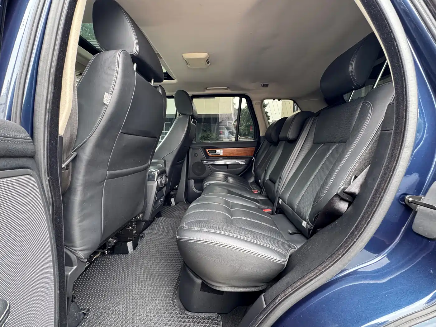 Land Rover Range Rover Sport 2012 3.0 TDV6 Ultimate Sport Edition фото 15