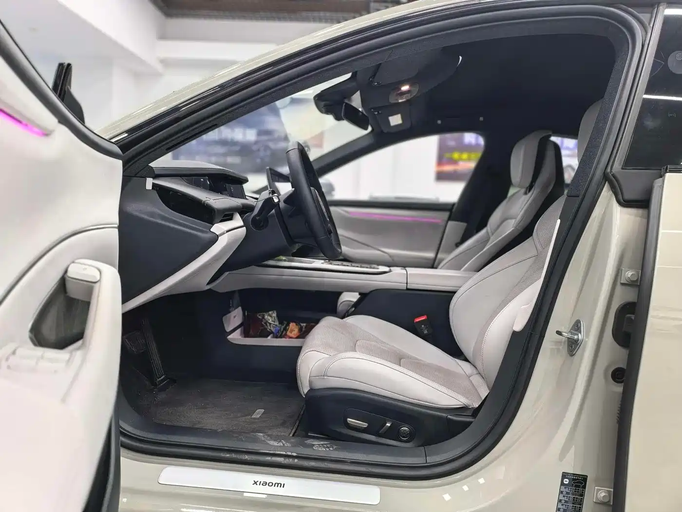 XIAOMI CAR XIAOMI SU7