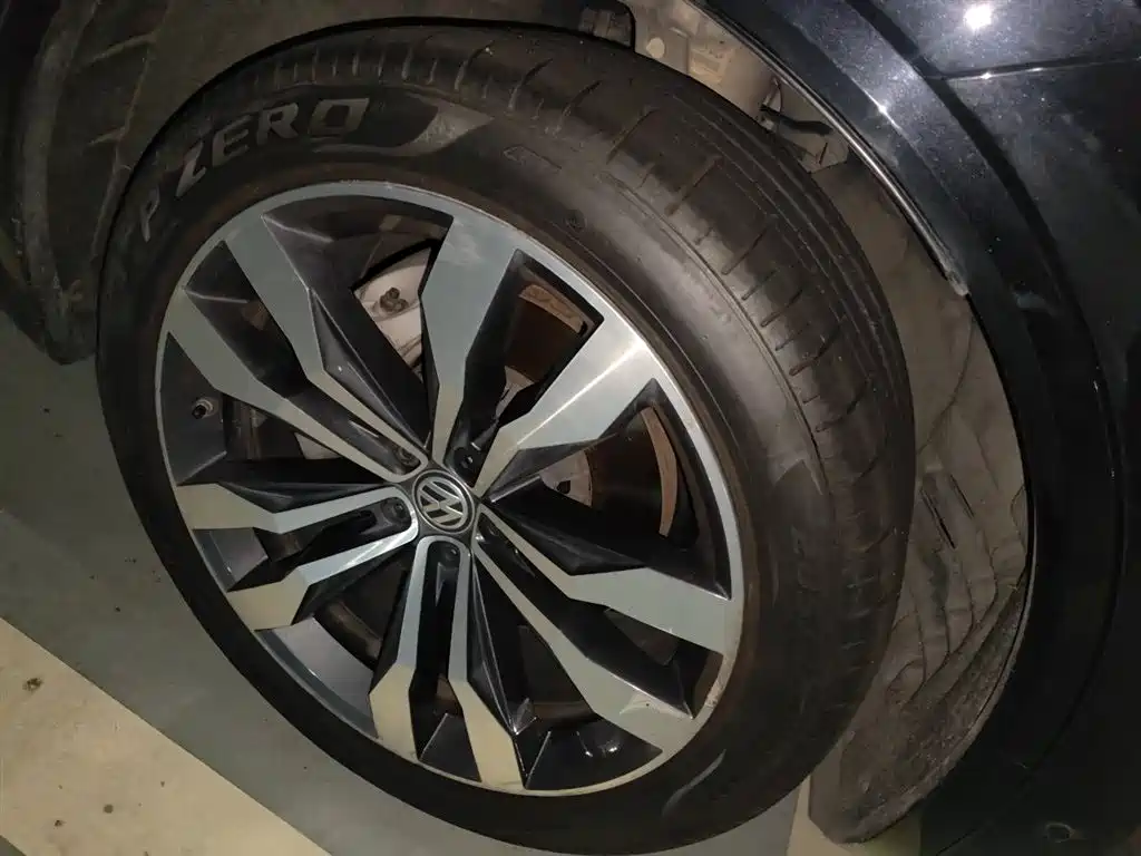 Volkswagen Touareg 2019 3.0TSI Sharp Wisdom Edition China V фото 8
