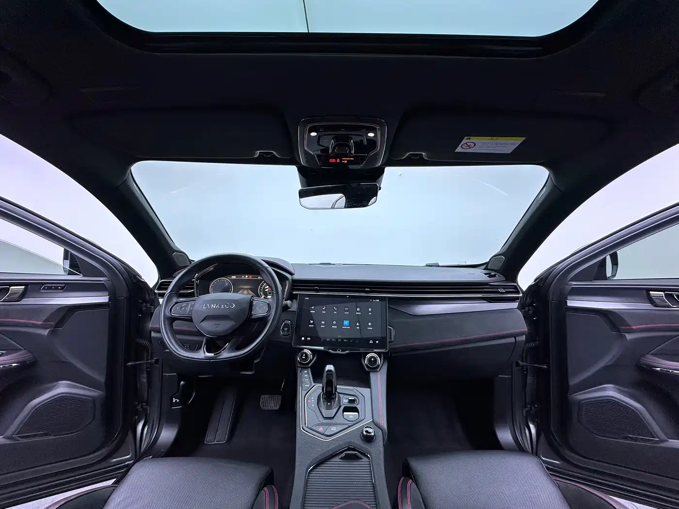 Lynk & Co 05 2020 2.0TD 4WD Halo Edition фото 11