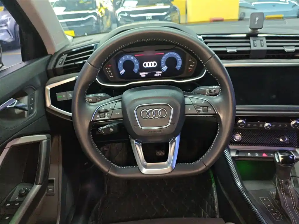 Audi Q3 2019 40 TFSI Fashion Dynamic фото 7