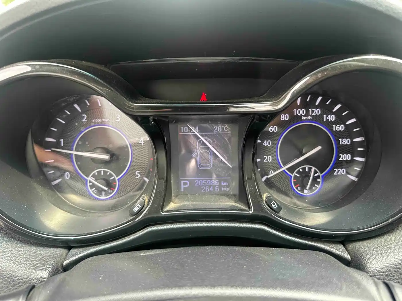 Jiangling Yusheng S350 2014 2014 2.4T Auto 2WD Diesel Luxury Sunroof 5-seater