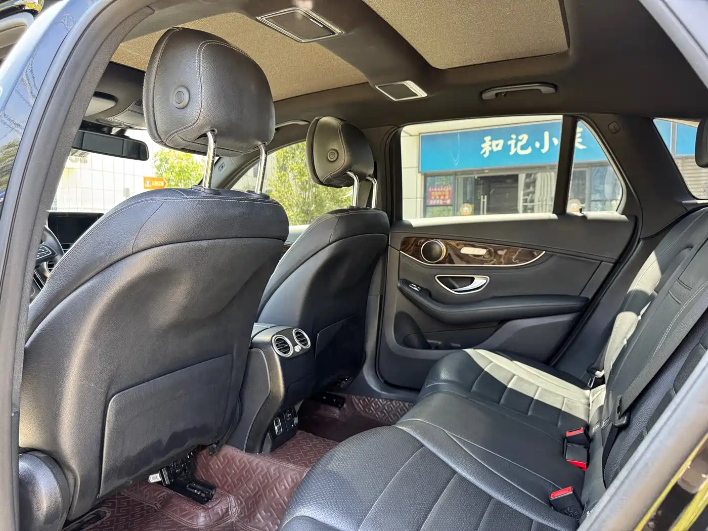 Mercedes-Benz GLC 2019 GLC 260 L 4MATIC Luxury фото 5