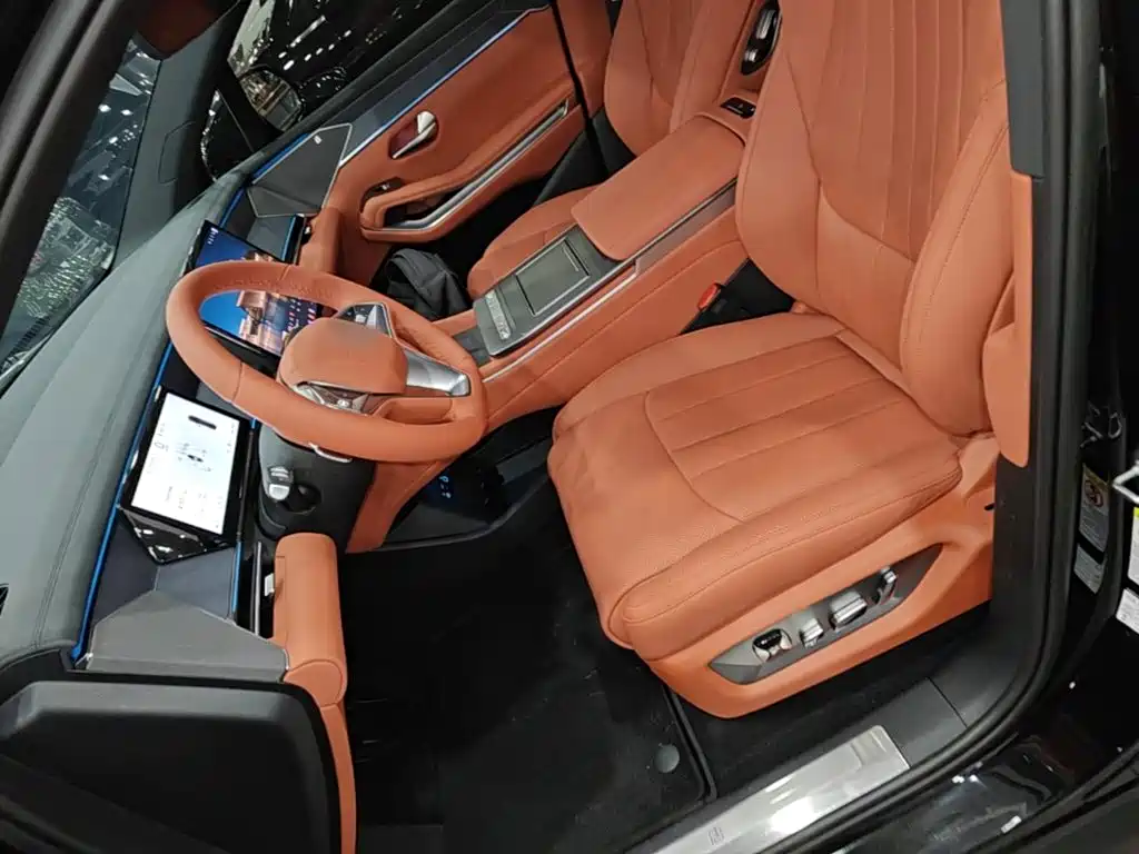 BYD Tang L 2025 2025 DM 175KM Drone Player Edition