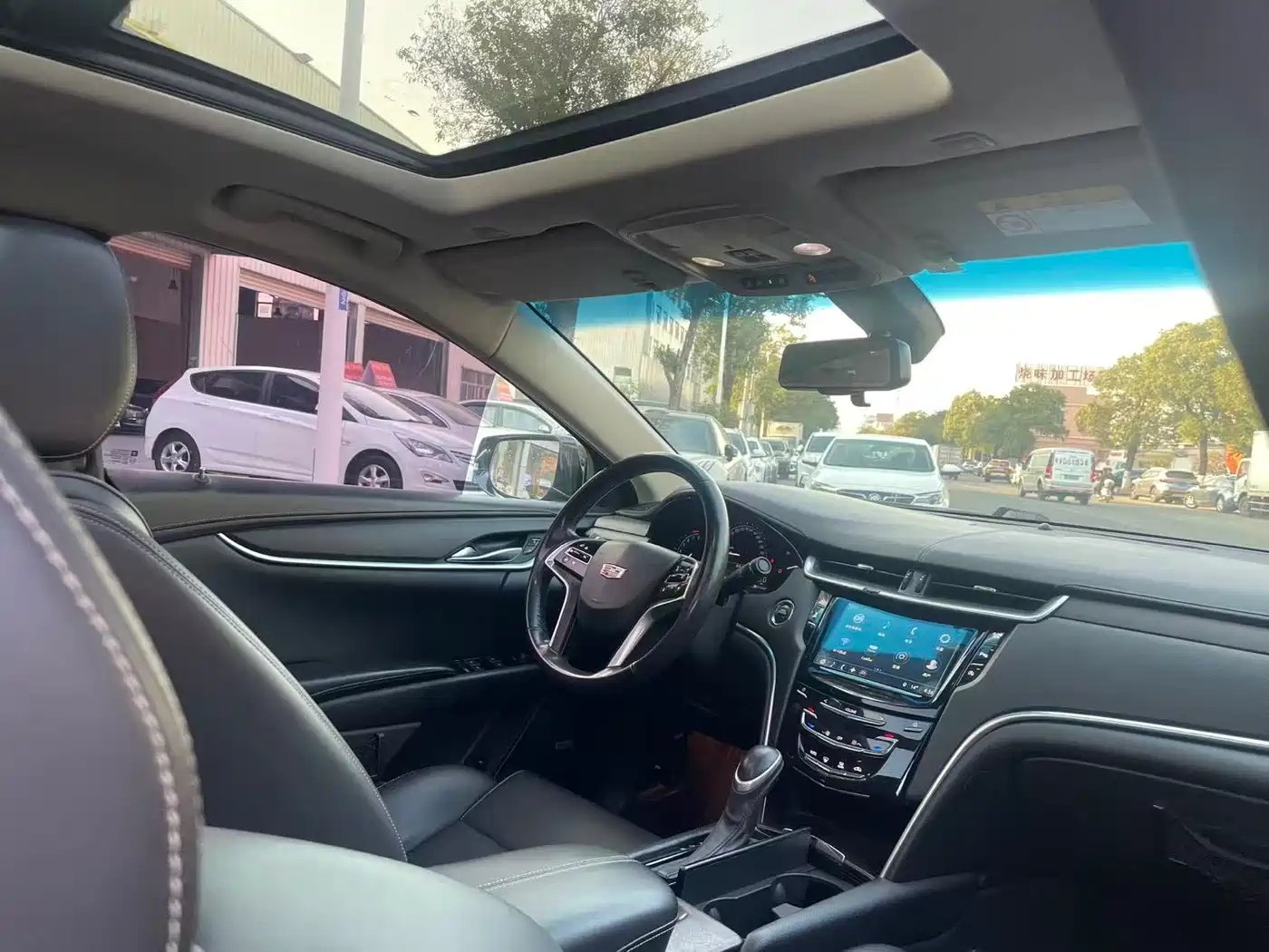 Cadillac XTS 2018 28T Technology фото 4