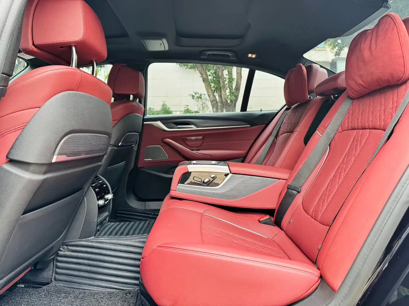 BMW 5 Series 2021 530Li Premium M Sport Package фото 23