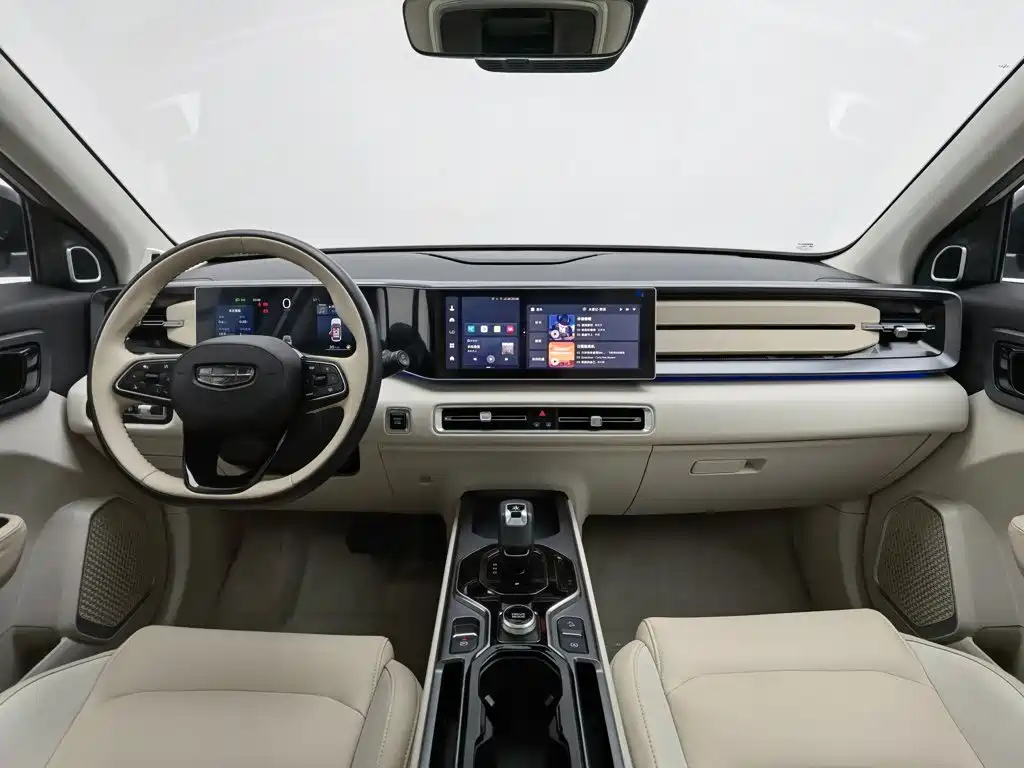 Фото 5 - Geely ICON