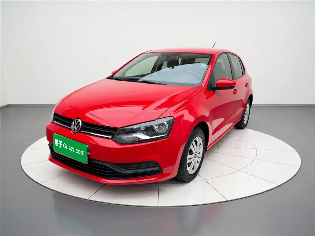 Volkswagen Polo 2016 1.4L Automatic Trend фото 2