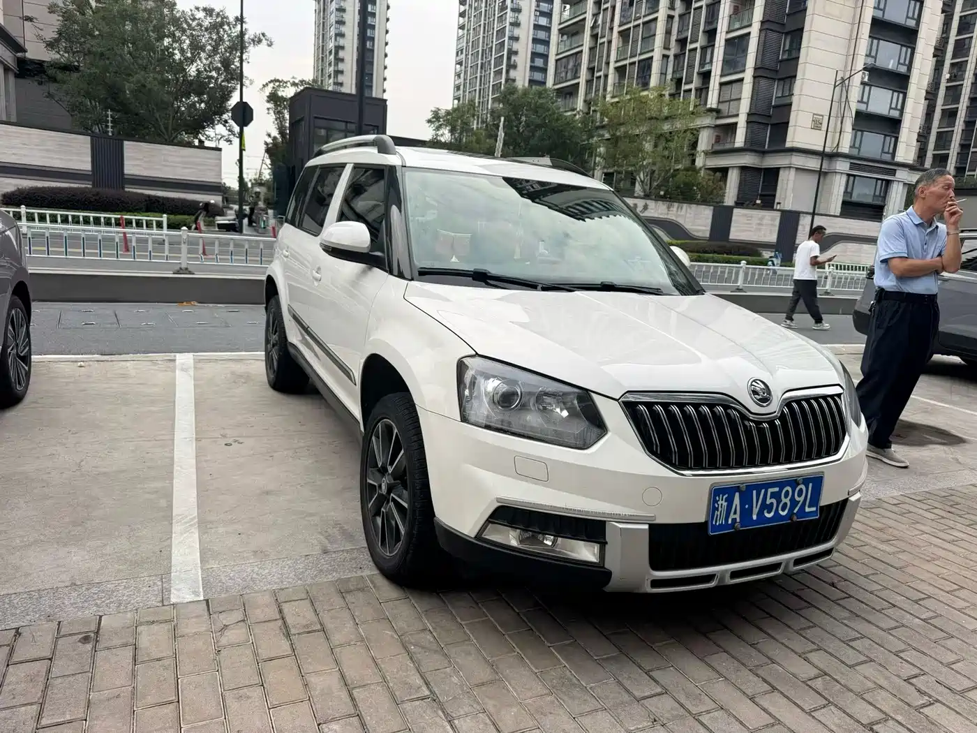 Škoda Yeti 2014 2014 1.8TSI DSG Off-Road Edition