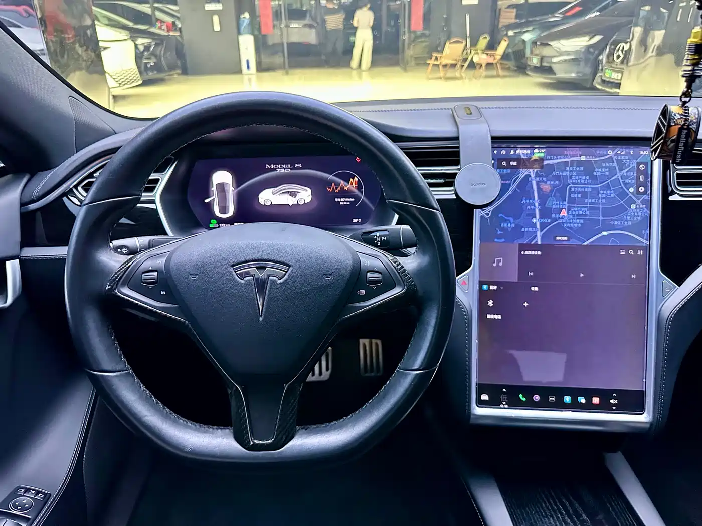 TESLA MODEL S