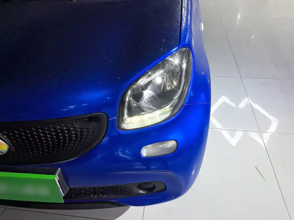 smart forfour 2018 2018 1.0L 52kW Agile Edition