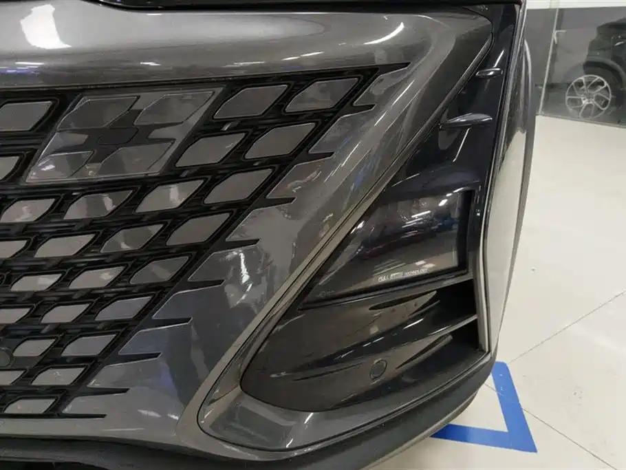 CHANGAN UNI-T