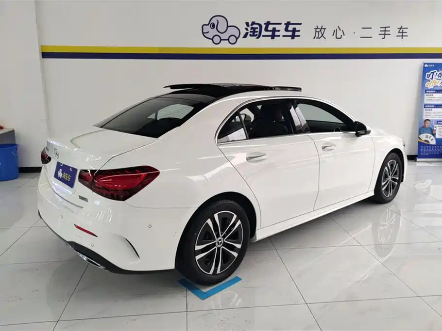Mercedes-Benz A-Class 2023 A 200 L Dynamic фото 3