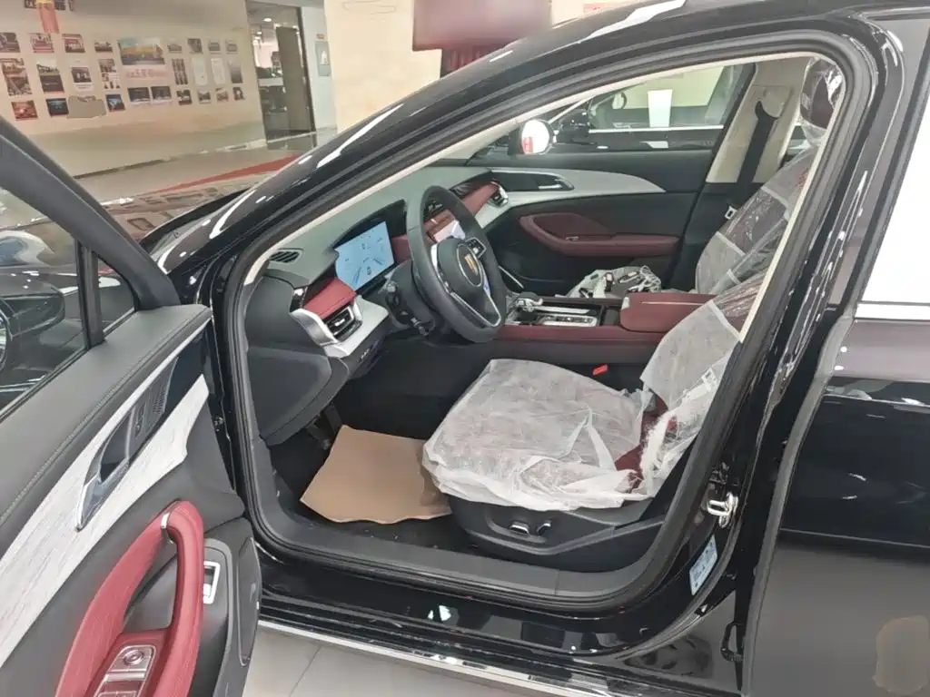 Hongqi H5 PHEV 2026 2025 130 Super Hybrid Edition