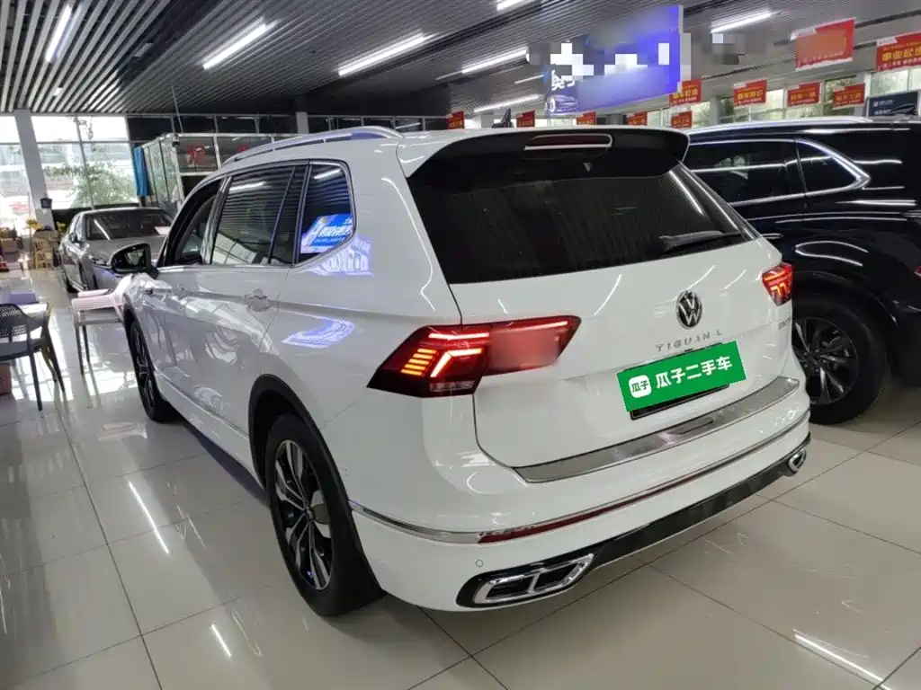 Volkswagen Tiguan L 2024 330TSI Automatic 2WD R-Line Premium Enjoyment Edition фото 23