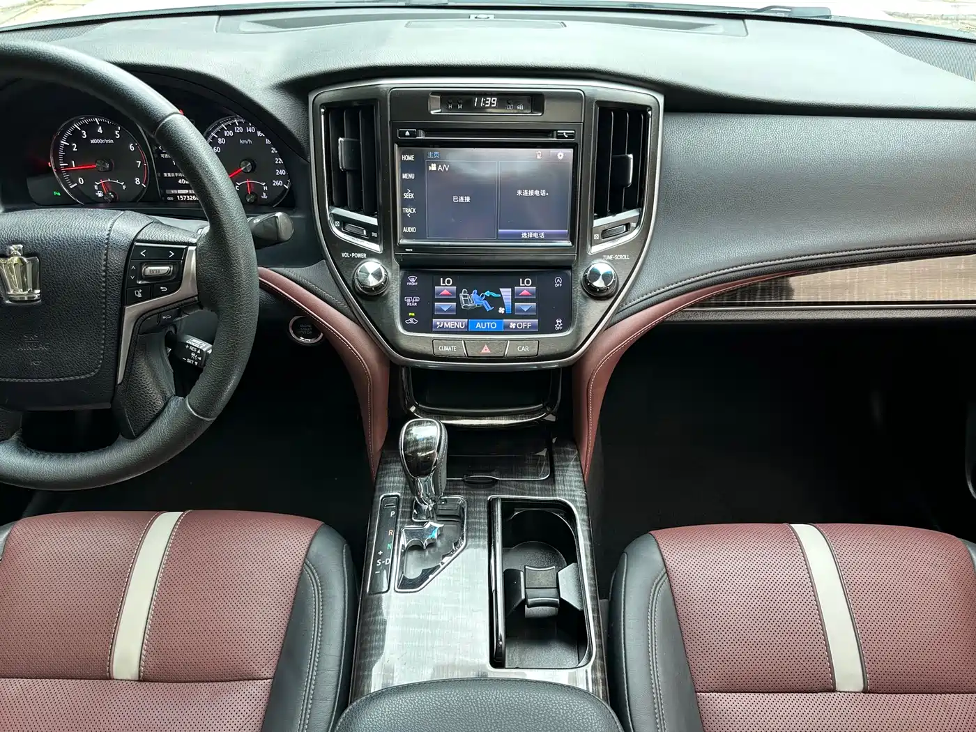 Toyota Crown 2017 2.0T Sport Edition фото 9