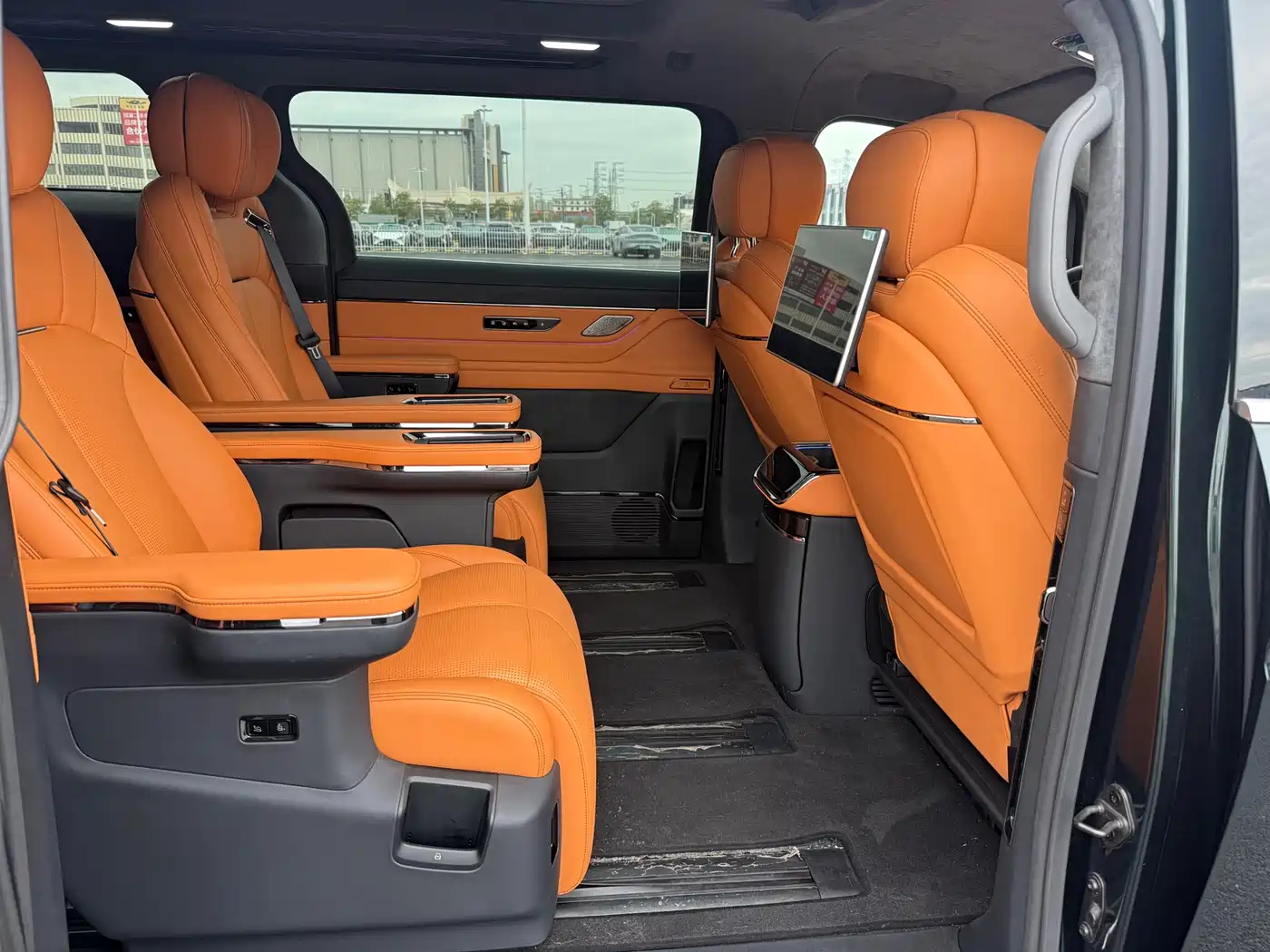 GEELY GALAXY WING TRUE L380