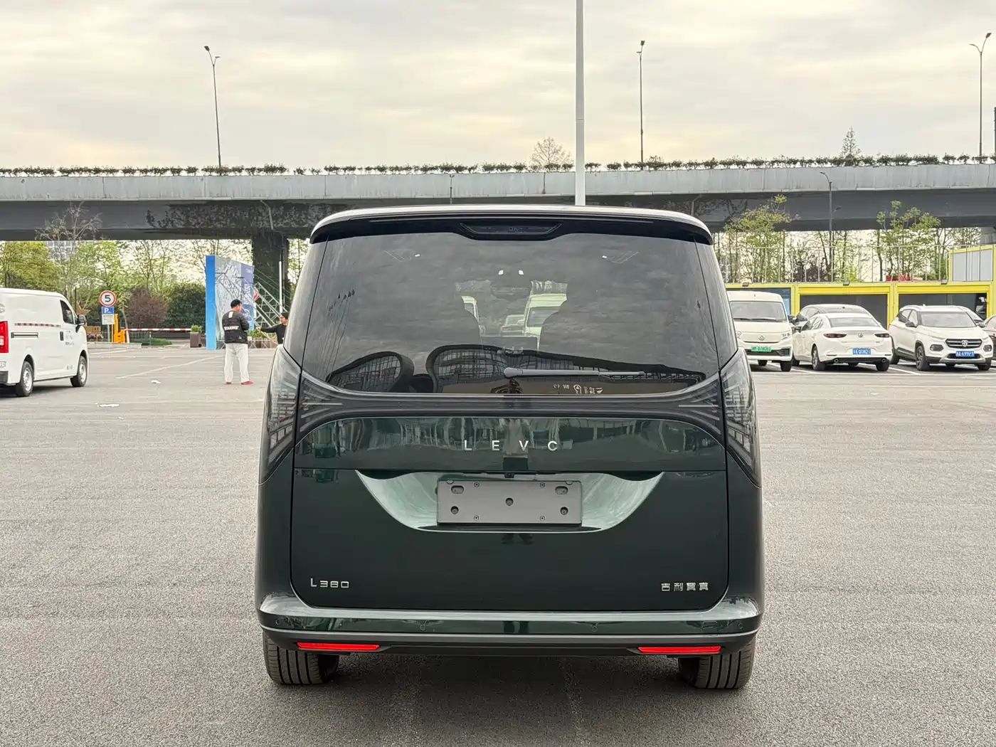 GEELY GALAXY WING TRUE L380