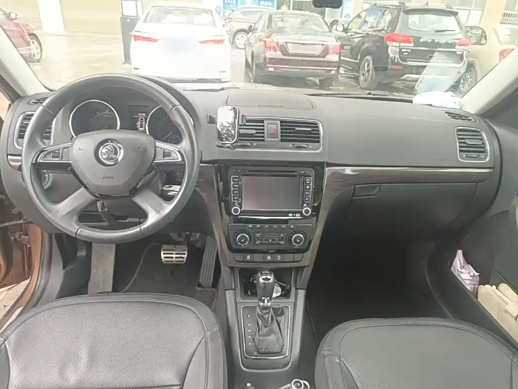 Škoda Yeti 2015 2014 1.8TSI DSG Off-Road Edition