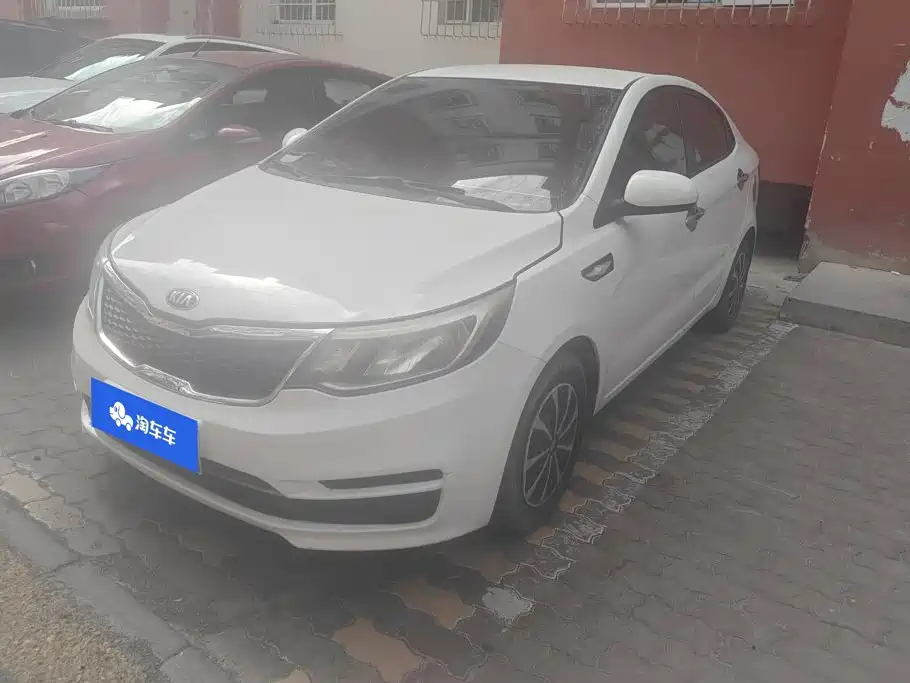 Kia K2 2017 2015 Sedan 1.4L AT GLS