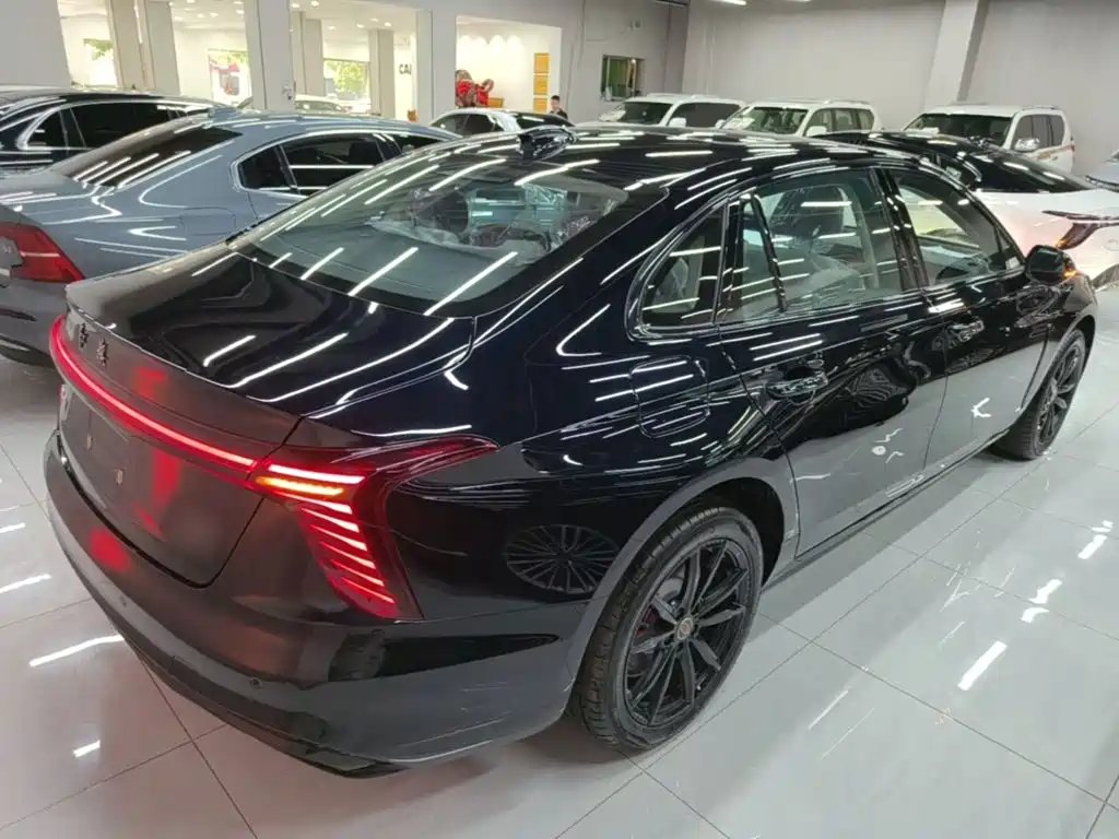 Hongqi H5 2026 2025 2.0T Automatic Mystic Shadow 2 Million Edition