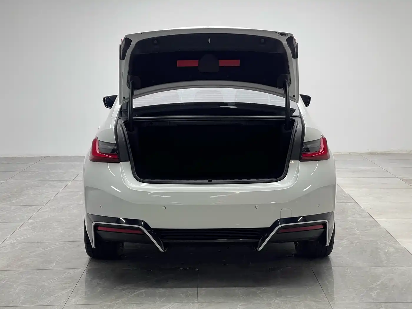 BMW i3 2022 eDrive 35 L фото 10
