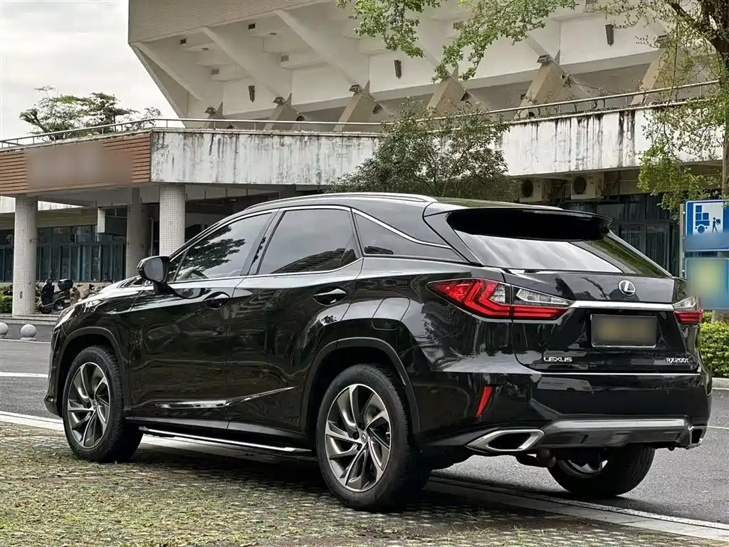 LEXUS RX