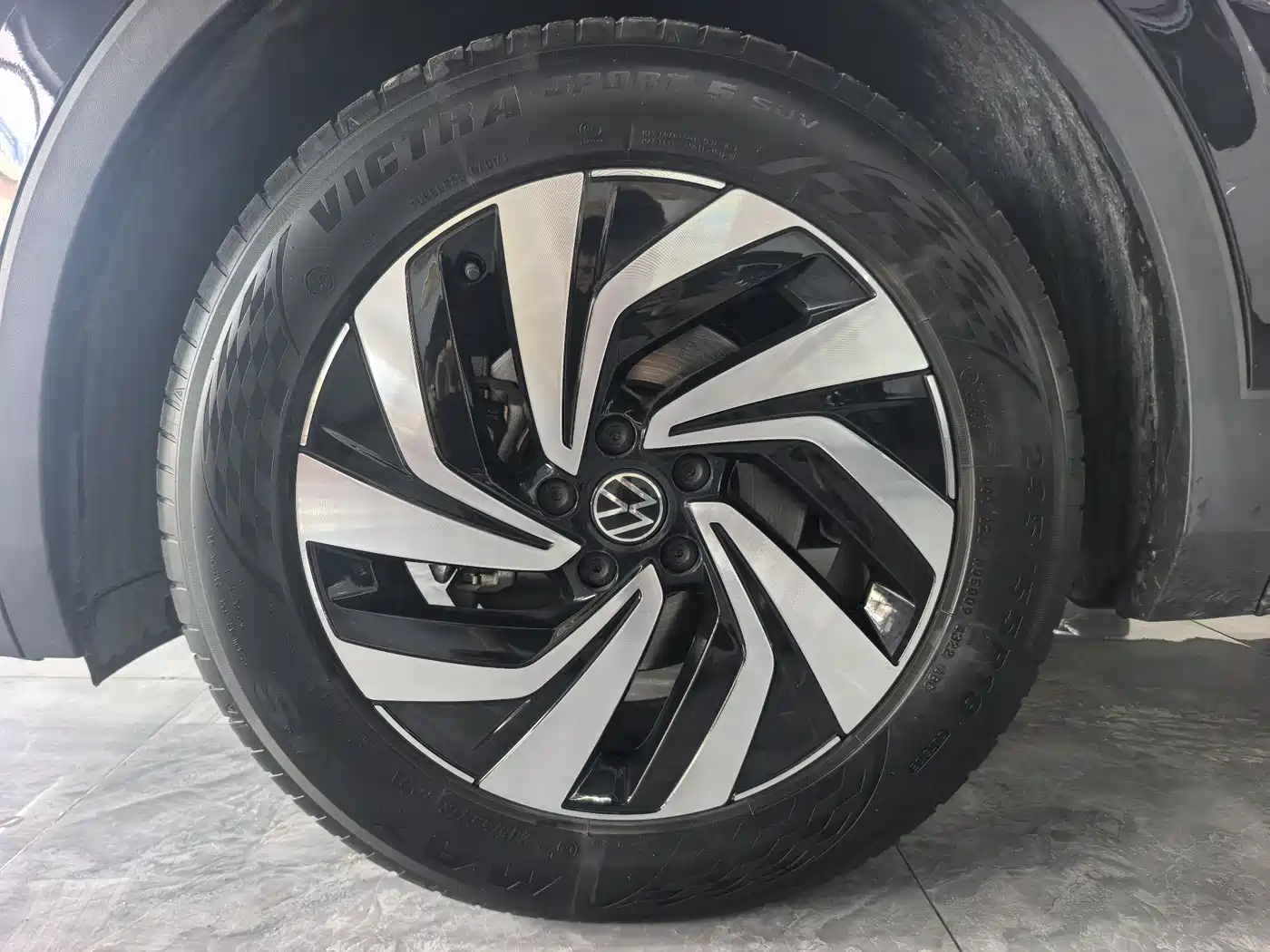 Фото 15 - Volkswagen Tiguan L