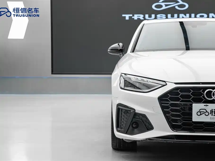 Audi A4L 2022 40 TFSI Luxury Dynamic фото 4
