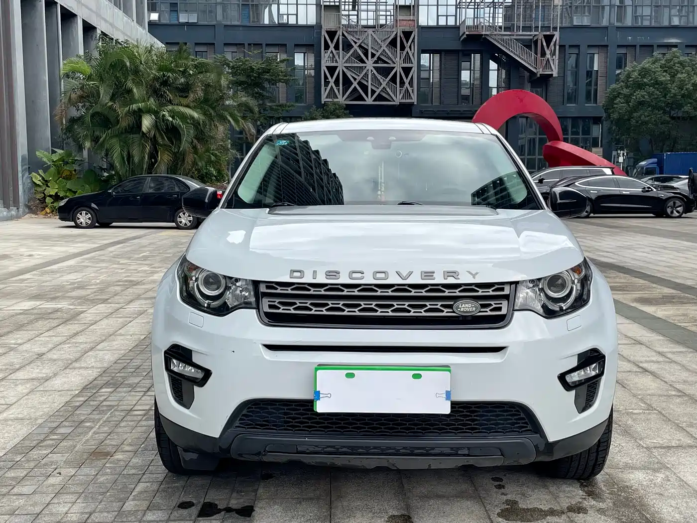 Land Rover Discovery Sport 2016 2.0T S фото 2